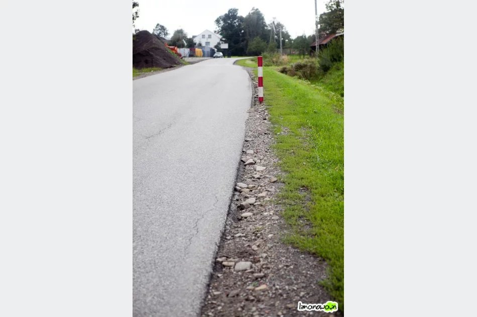 Niebezpieczna droga do szkoły - zdjęcie 2