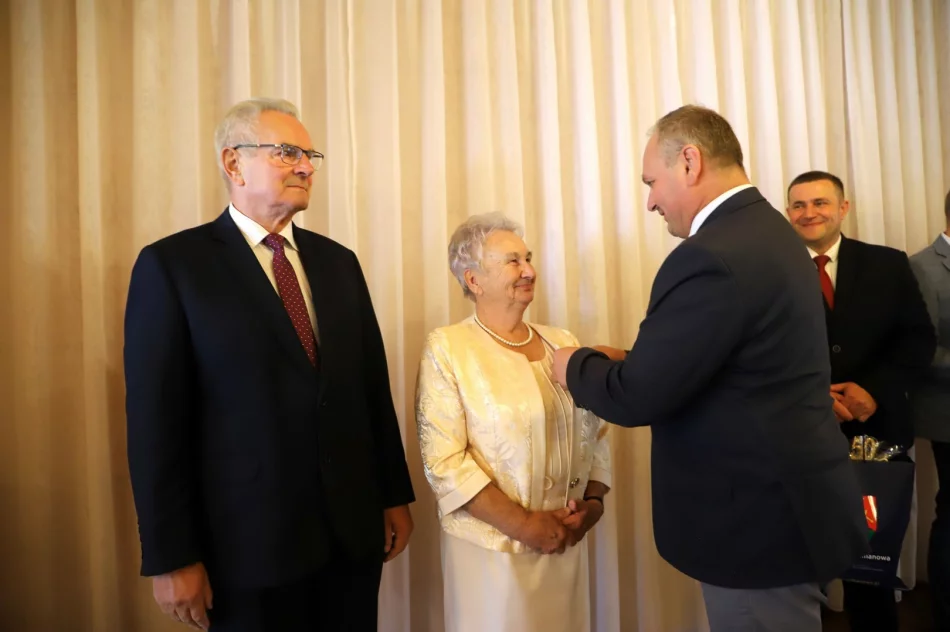 24 pary świętowały jubileusz 50-lecia małżeństwa (ZDJĘCIA) - zdjęcie 11
