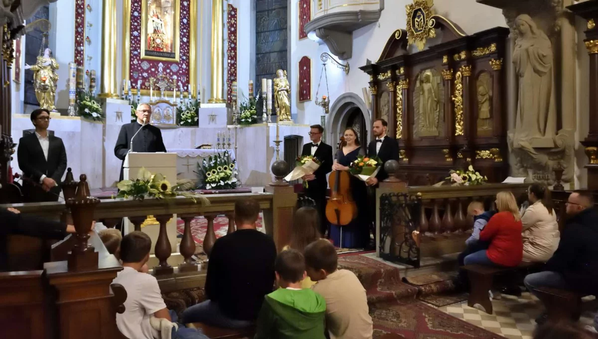W bazylice limanowskiej odbył się koncert organowo-kameralny