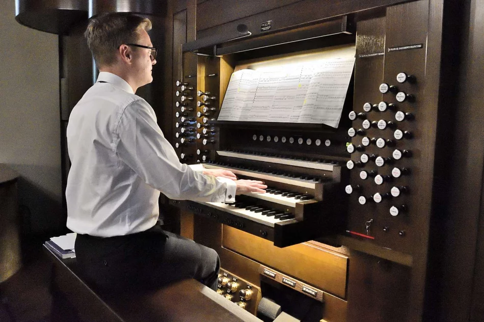 W bazylice limanowskiej odbył się koncert organowo-kameralny - zdjęcie 4