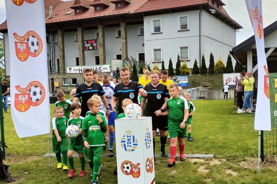 Uroczysta oprawa finału Pucharu Polski w limanowskim podokręgu - zdjęcie 4