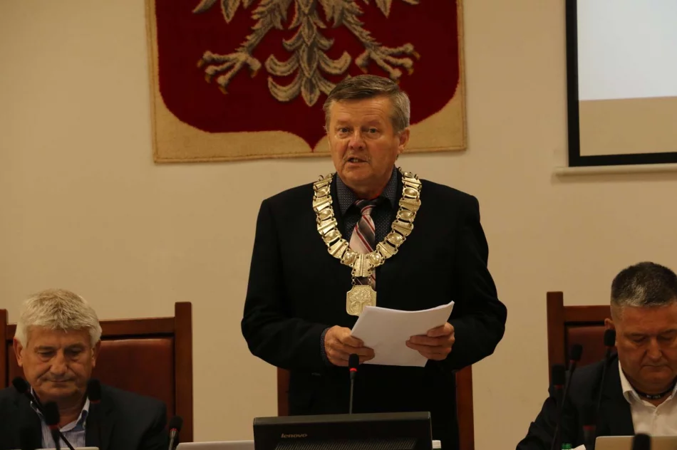 Informacja z obrad VI sesji Rady Miasta Limanowa - zdjęcie 4
