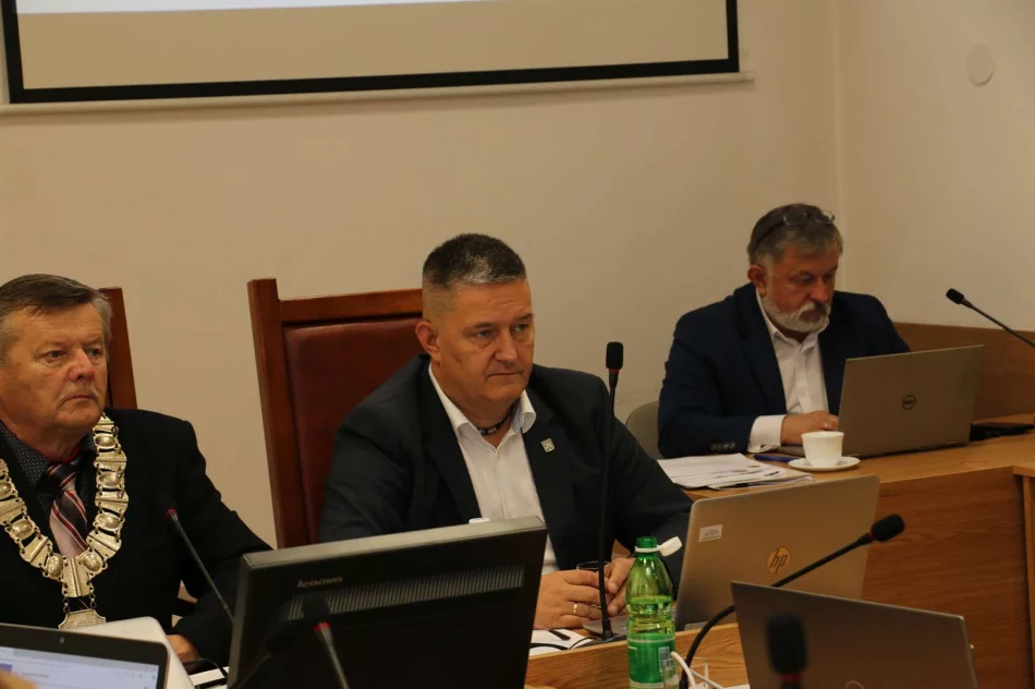 Informacja z obrad VI sesji Rady Miasta Limanowa - zdjęcie 13
