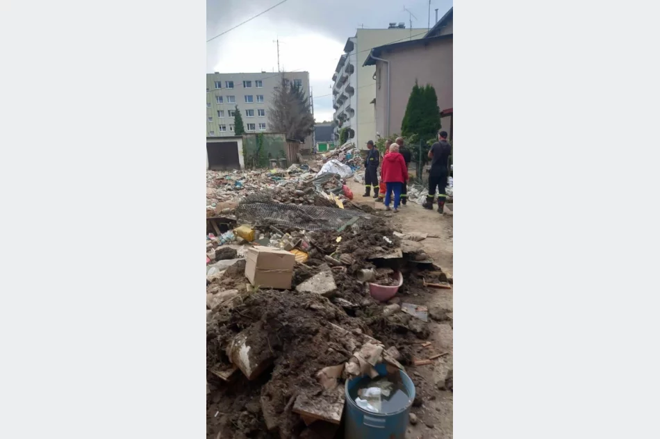 Limanowscy strażacy w Głuchołazach (ZDJĘCIA) - zdjęcie 11
