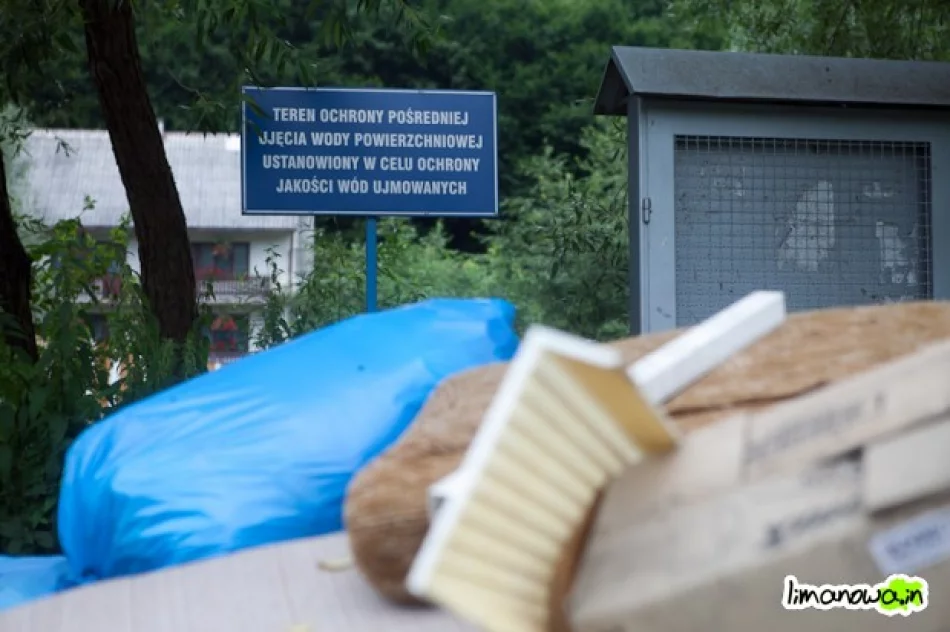 Wysypisko przy przystanku i... rzece - zdjęcie 4