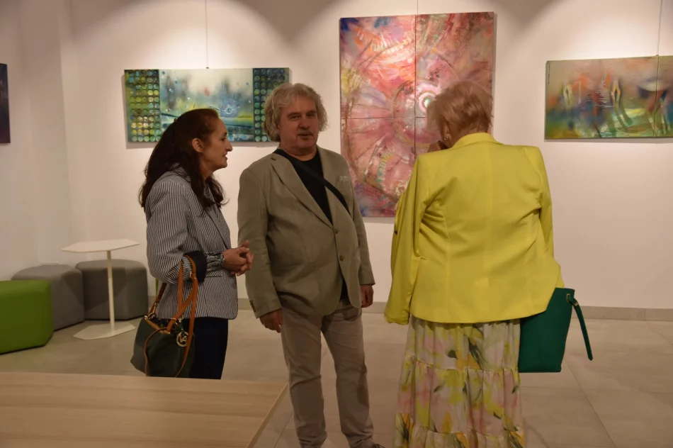 „Przenikanie światów” – nowa wystawa w galerii sztuki  - zdjęcie 15