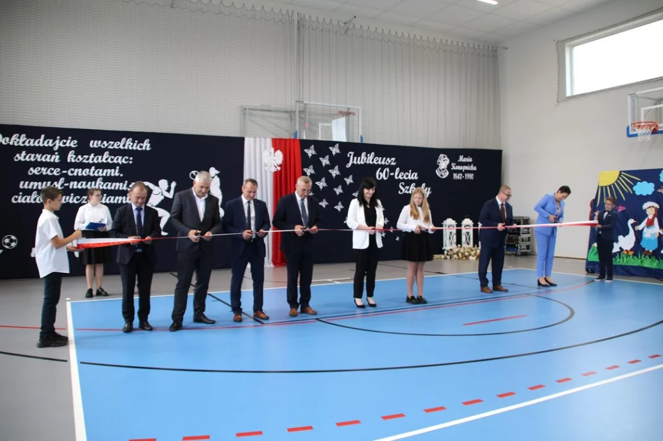 Życzenia z okazji jubileuszu 60-lecia Szkoły Podstawowej nr 3 w Słopnicach - zdjęcie 2