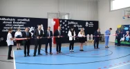 Życzenia z okazji jubileuszu 60-lecia Szkoły Podstawowej nr 3 w Słopnicach - zdjęcie 2