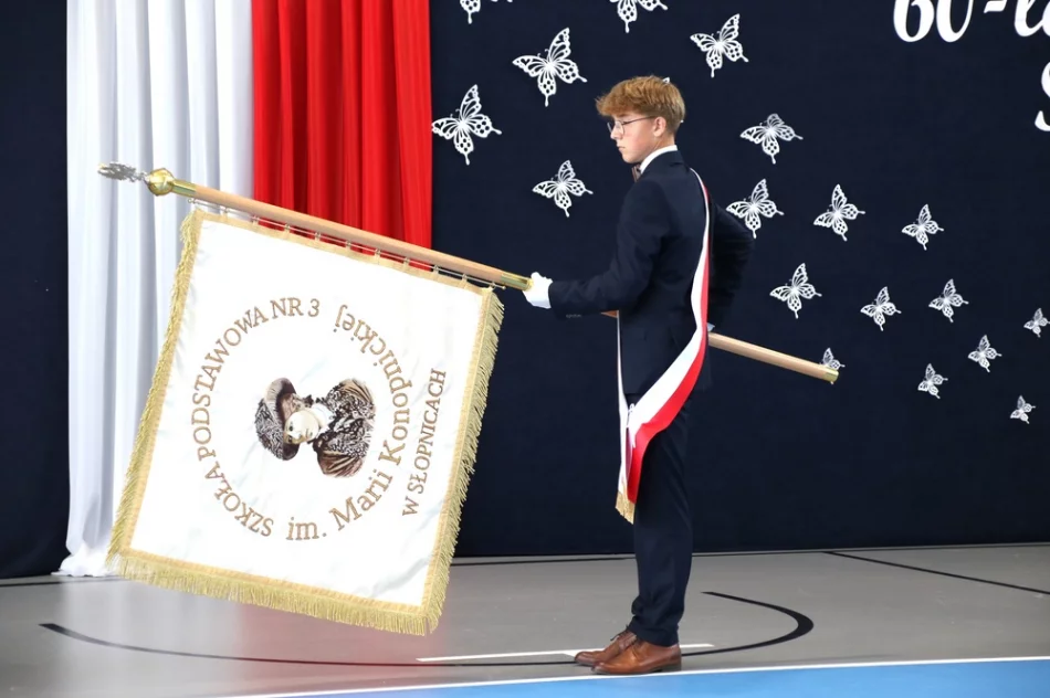 Życzenia z okazji jubileuszu 60-lecia Szkoły Podstawowej nr 3 w Słopnicach - zdjęcie 7