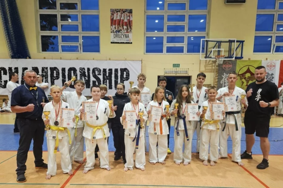 10 medali dla zawodników Limanowskiego Klubu Kyokushin Karate na Galizia Cup 2024 w Leżajsku - zdjęcie 12