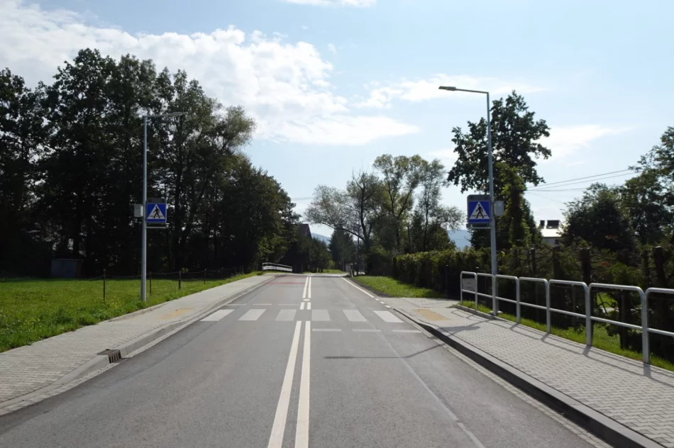 ​  Odbiór końcowy chodnika przy drodze powiatowej - zdjęcie 2