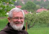 Pogodny Orlik - zdjęcie główne