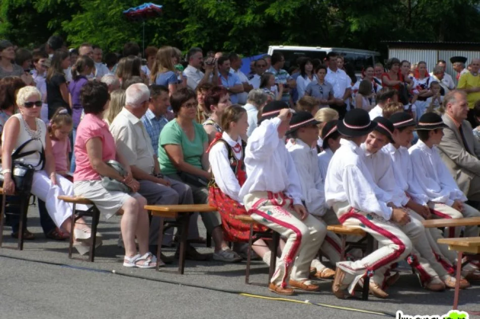 Proboszcz na czele parady motocyklowej - zdjęcie 4