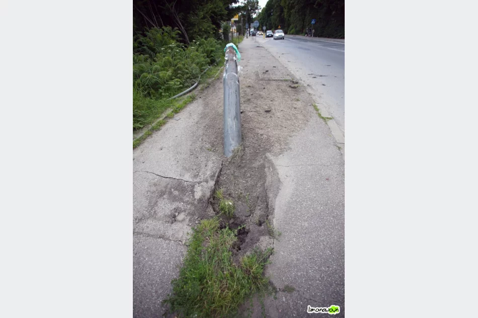 Złamał latarnię - zdjęcie 3