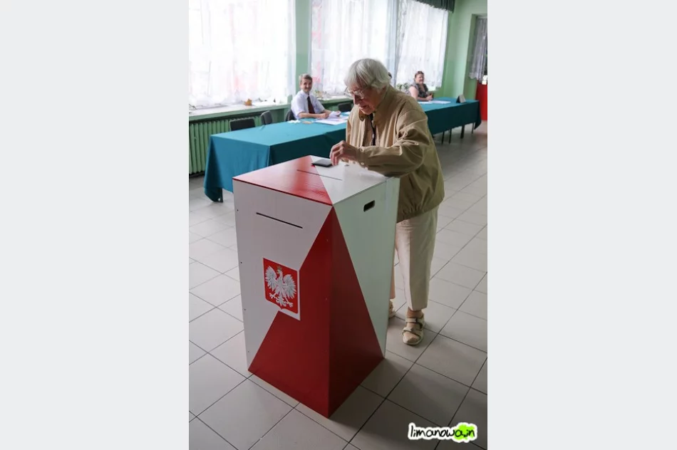 Bronisław Komorowski prezydentem RP -  53,01% - zdjęcie 4