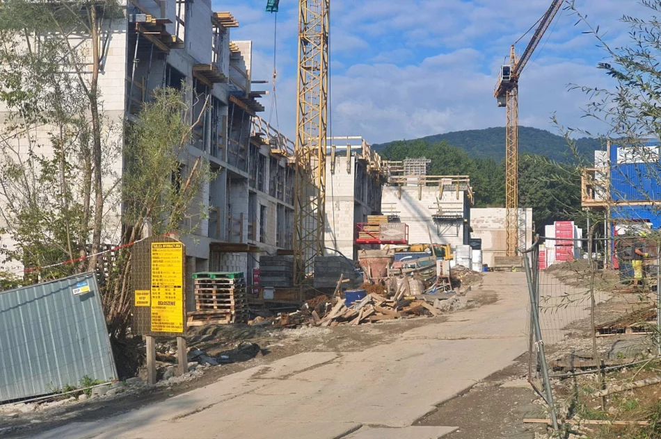 Postępy prac przy budowie nowych bloków - zdjęcie 2