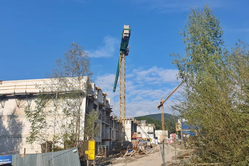 Postępy prac przy budowie nowych bloków - zdjęcie 4