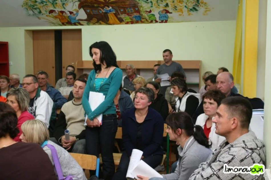 Drewniana konstrukcja domów dzieli poszkodowanych w Kłodnem - zdjęcie 3