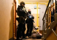 Akcja kontrterrorystów: 12 osób zatrzymanych za handel narkotykami (ZDJĘCIA I WIDEO) - zdjęcie główne