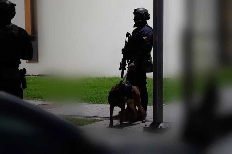 Akcja kontrterrorystów: 12 osób zatrzymanych za handel narkotykami (ZDJĘCIA I WIDEO) - zdjęcie 9