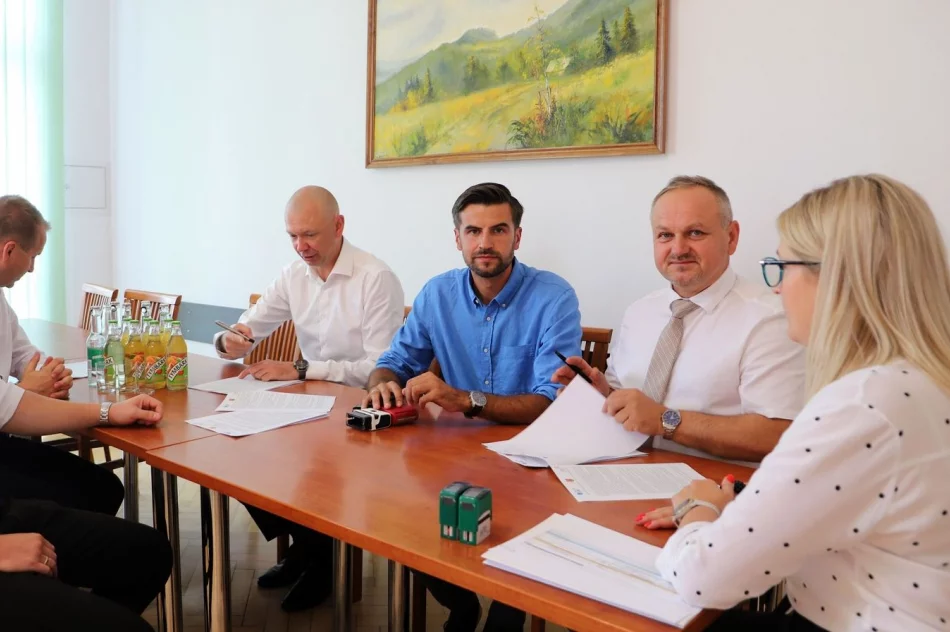 Blisko 28 milionów złotych na modernizację i rozbudowę systemu gospodarki komunalnej - zdjęcie 3