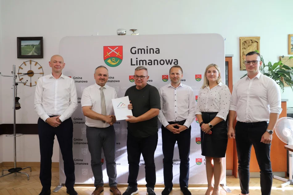 Blisko 28 milionów złotych na modernizację i rozbudowę systemu gospodarki komunalnej - zdjęcie 18