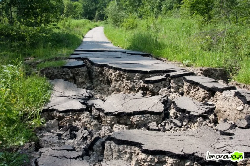 Kolejne niebezpieczne osuwiska - zdjęcie 4