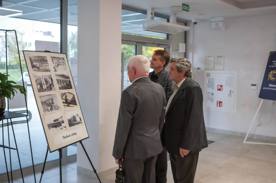 WYSTAWA „MECHANIK. JUŻ OD 100 LAT ZMIENIAMY ŚWIAT” - zdjęcie 10