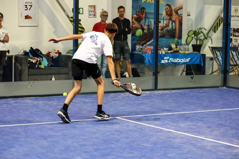 Wiktor Kołodziej wicemistrzem Polski juniorów U16 w padlu - zdjęcie 8