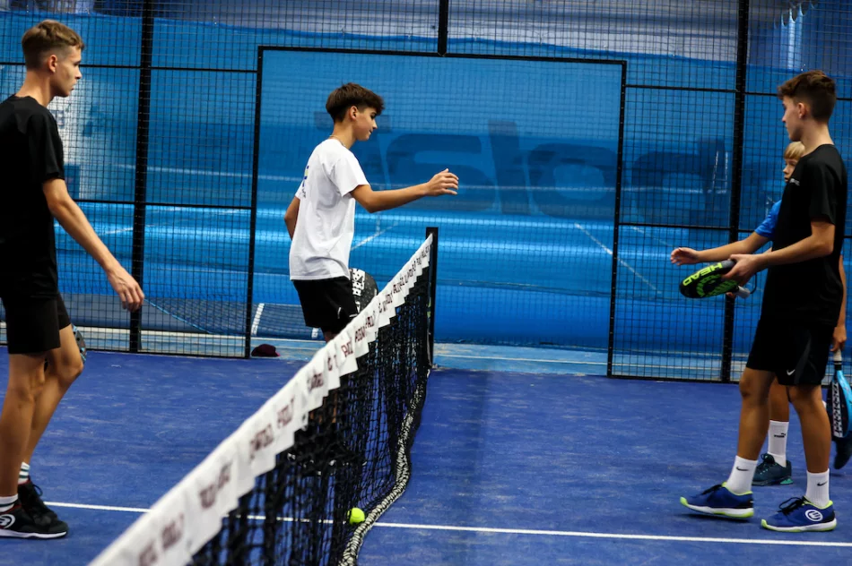 Wiktor Kołodziej wicemistrzem Polski juniorów U16 w padlu - zdjęcie 5