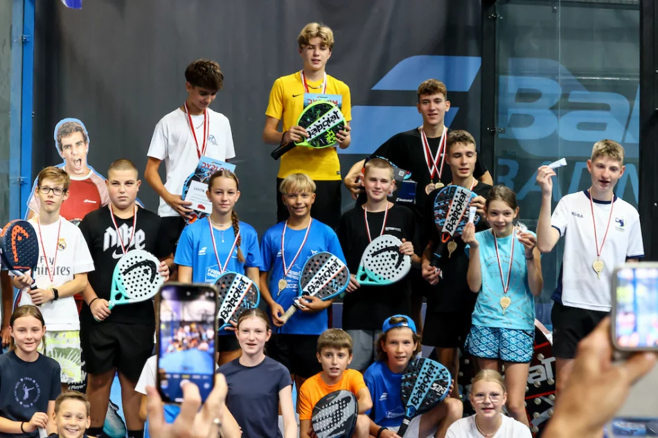 Wiktor Kołodziej wicemistrzem Polski juniorów U16 w padlu - zdjęcie 2