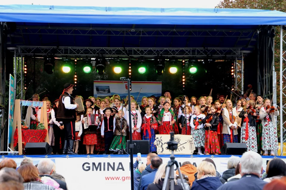 Święto Kapusty – tradycja, muzyka i wspólna zabawa (ZDJĘCIA) - zdjęcie 16