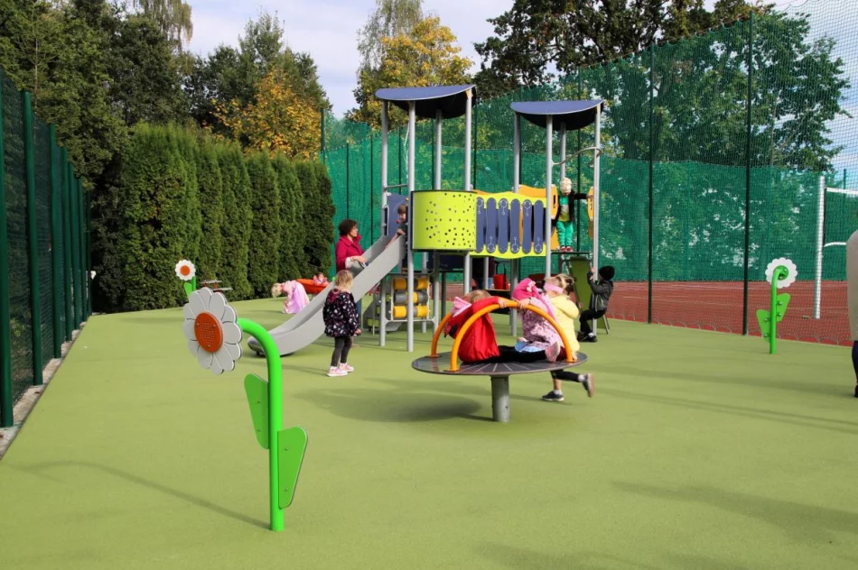 Zmodernizowano kompleks boisk sportowych - zdjęcie 3
