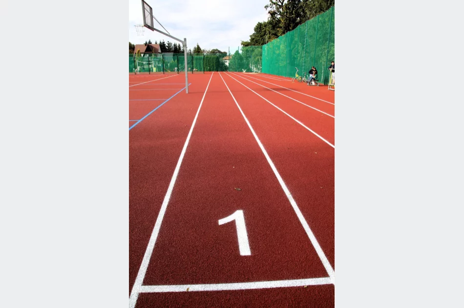Zmodernizowano kompleks boisk sportowych - zdjęcie 6