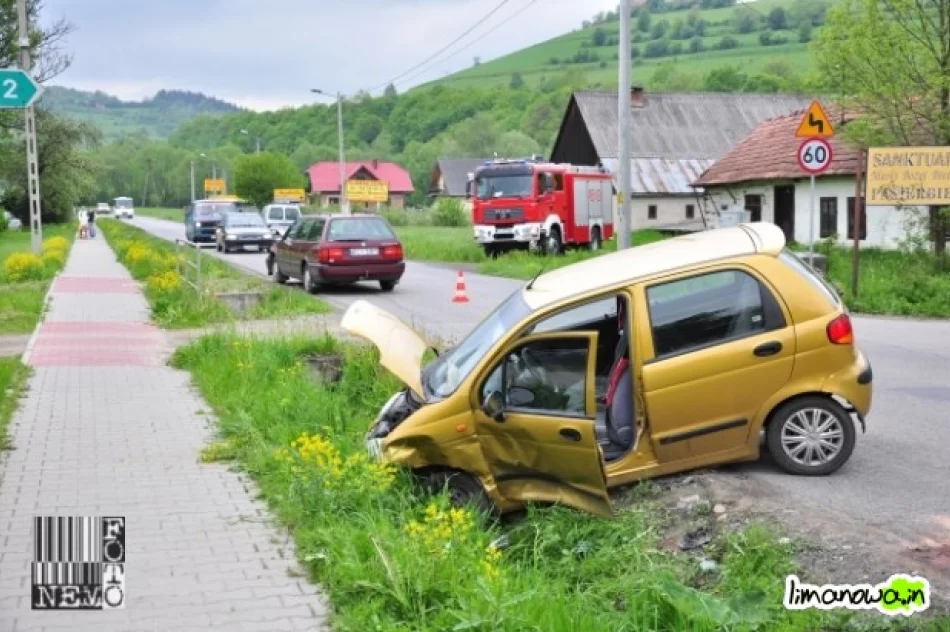 Wypadek na skrzyżowaniu - zdjęcie 3