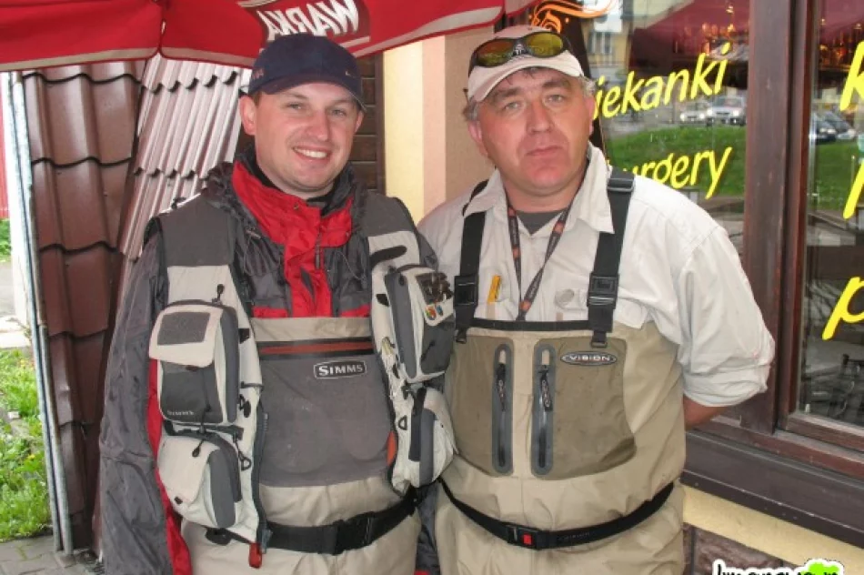 Złowili puchary - zdjęcie 2