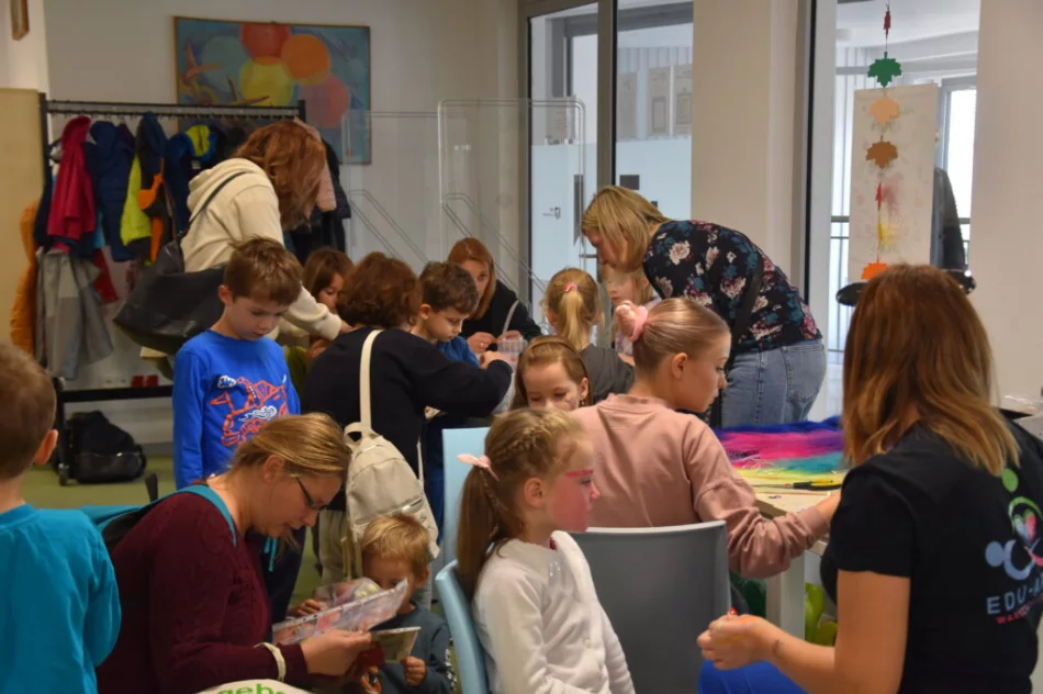 X Noc Bibliotek – biblioteczne święto w Miejskiej Bibliotece Publicznej w Limanowej - zdjęcie 2