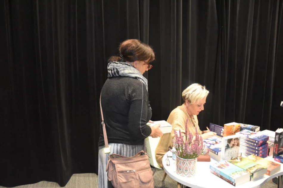 X Noc Bibliotek – biblioteczne święto w Miejskiej Bibliotece Publicznej w Limanowej - zdjęcie 12
