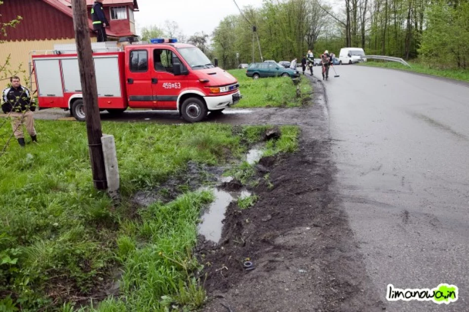 Zderzenie samochodów w Pisarzowej - zdjęcie 3