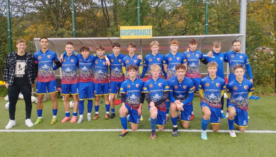 Juniorzy Limanovii niepokonani u siebie. Rozbili Tarnovię. - zdjęcie 1