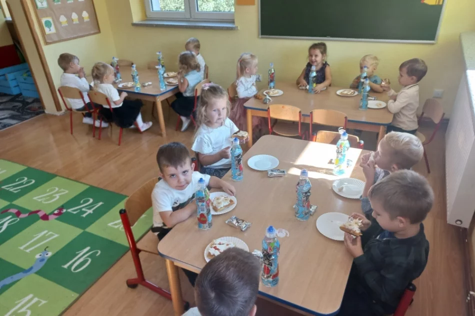 Kreatywny wrzesień najmłodszych uczniów  - zdjęcie 2
