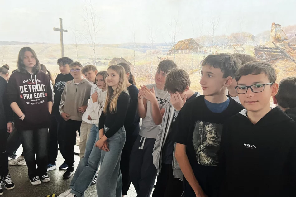 Wycieczka uczniów klas siódmych SP nr 2 dofinansowana z projektu ,,Podróże z klasą” - zdjęcie 9