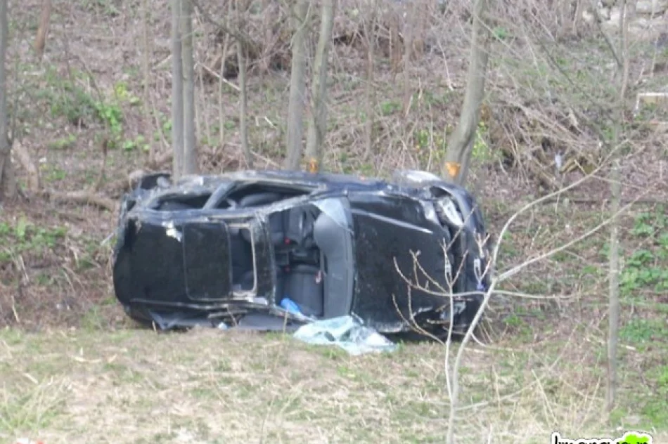 Cztery osoby ranne w wypadku - zdjęcie 4