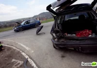 Zderzenie samochodów na prostej - zdjęcie główne