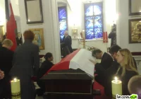 Trumna Lecha Kaczyńskiego w kaplicy Pałacu Prezydenckiego (zdjęcia) - zdjęcie główne