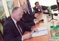 Czy unijne dotacje dzielone są politycznie? Wójt Kamienicy wysyła protest - zdjęcie główne