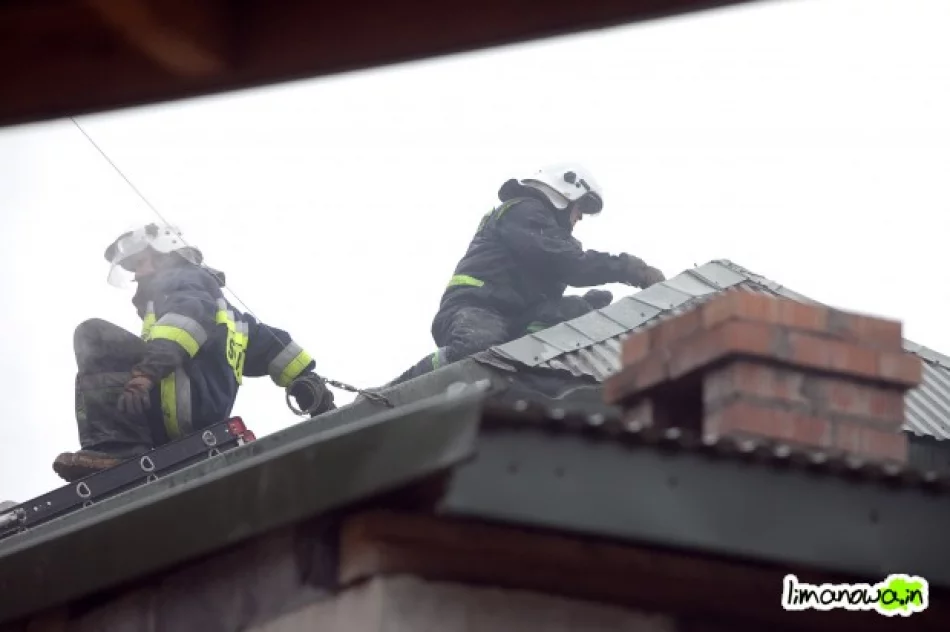 Pożar zakładu stolarskiego - zdjęcie 3