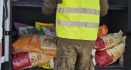 Tona karmy dla zwierząt trafiła do Kłodzka (ZDJĘCIA) - zdjęcie 5