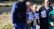 Promocja elementów odblaskowych wśród Seniorów – akcja SP nr 2 w Limanowej - zdjęcie 4