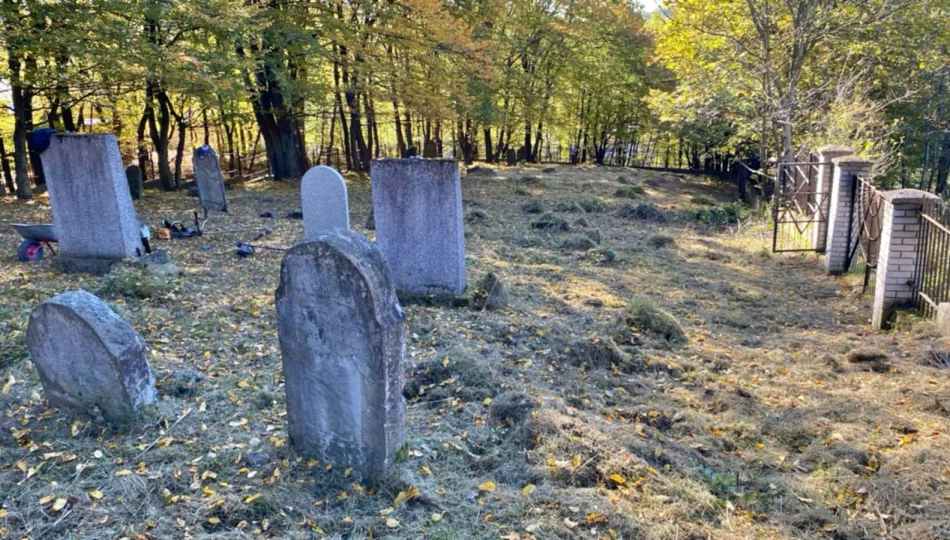 Cmentarz żydowski uporządkowany  - zdjęcie 1